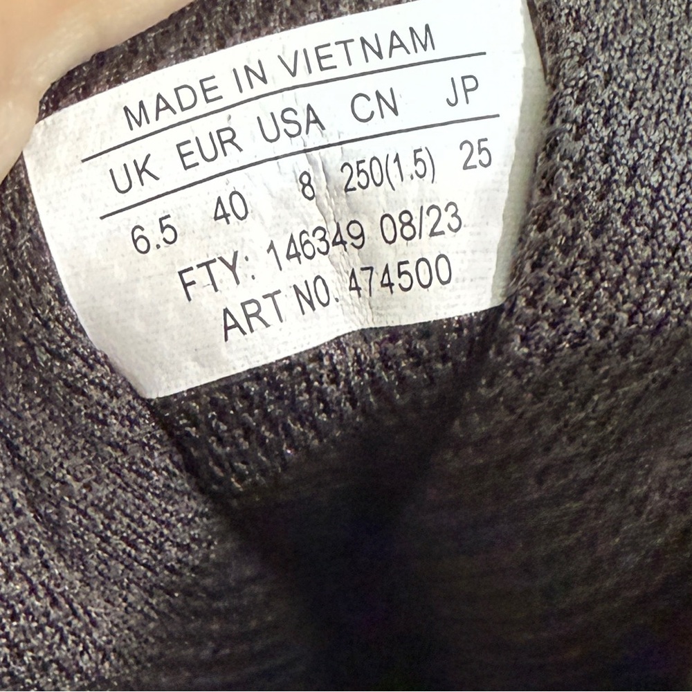 New Salomon Women Ultra 360 Mid GORE-TEX Hiking Boots 7.5 8 Hiking Gorpcore Out - Picture 12 of 13